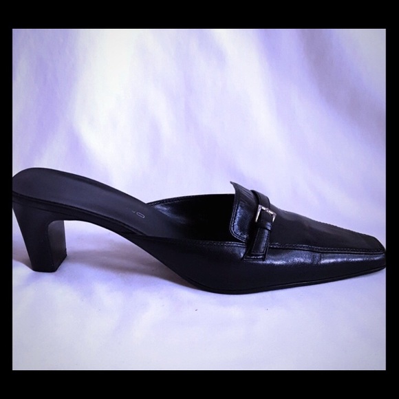 Bandolino Shoes - Black leather mules